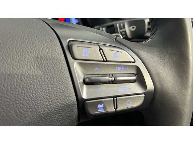 Hyundai Ioniq IONIQ 100kW Premium 38kWh 5dr Auto