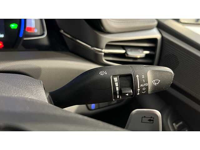 Hyundai Ioniq IONIQ 100kW Premium 38kWh 5dr Auto