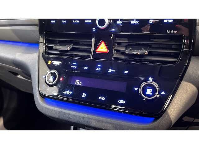Hyundai Ioniq IONIQ 100kW Premium 38kWh 5dr Auto