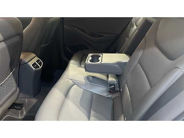 Hyundai Ioniq IONIQ 100kW Premium SE 38kWh 5dr Auto