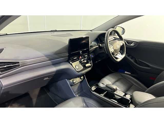 Hyundai Ioniq IONIQ 100kW Premium SE 38kWh 5dr Auto