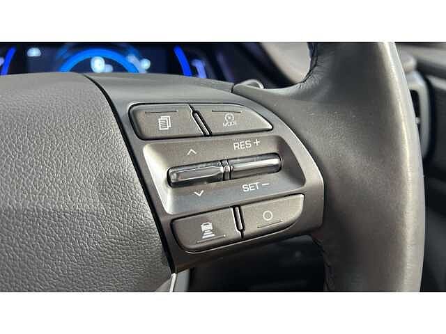 Hyundai Ioniq IONIQ 100kW Premium SE 38kWh 5dr Auto