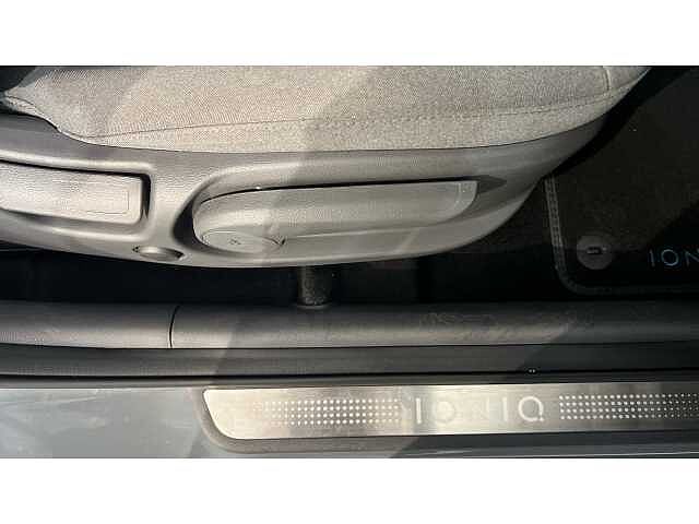 Hyundai Ioniq Ioniq HAT 38.3 kWh Electric Premium