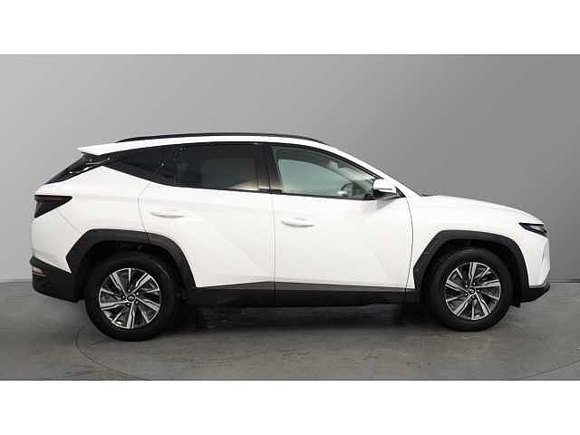 Hyundai TUCSON Tucson 1.6 T-gdi 150ps SE Connect Atlas White