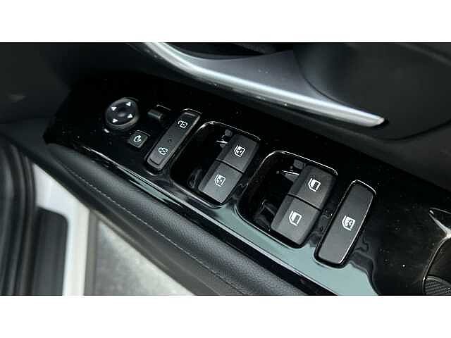 Hyundai TUCSON Tucson 1.6 T-gdi 150ps SE Connect Atlas White