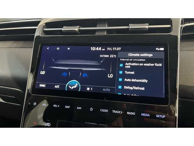 Hyundai TUCSON Tucson 1.6 T-gdi 150ps SE Connect Atlas White