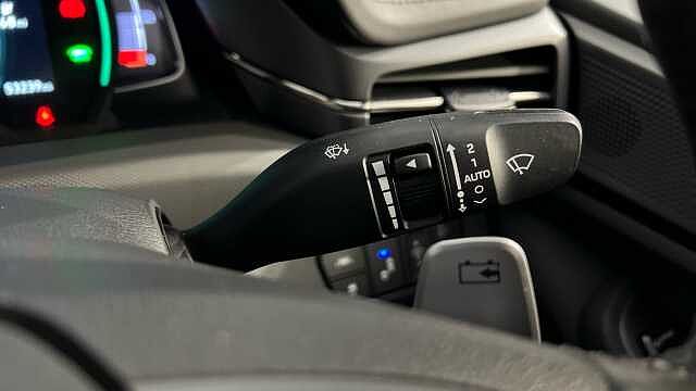 Hyundai Ioniq IONIQ 100kW Premium 38kWh 5dr Auto