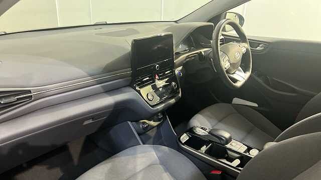 Hyundai Ioniq IONIQ 100kW Premium 38kWh 5dr Auto