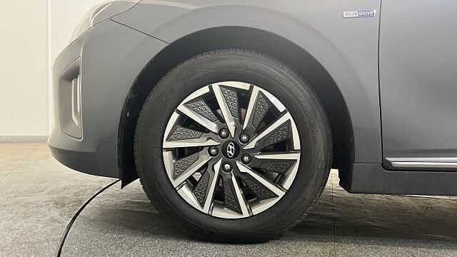 Hyundai Ioniq IONIQ 100kW Premium 38kWh 5dr Auto