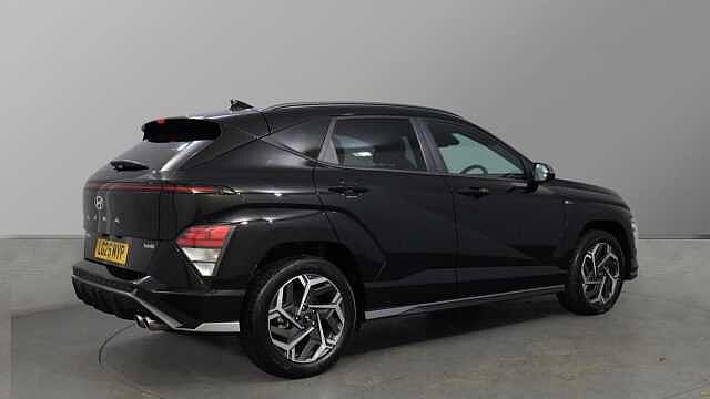 Hyundai KONA KONA 1.6 Hybrid 129 N Line 5dr DCT Abyss Black