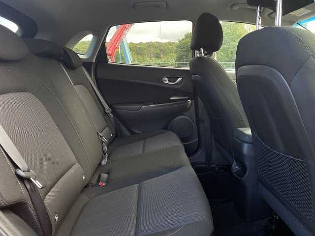 Hyundai KONA HYBRID 1.6 h-GDi Premium SUV 5dr Petrol Hybrid DCT Euro 6 (s/s) (141 ps) Red