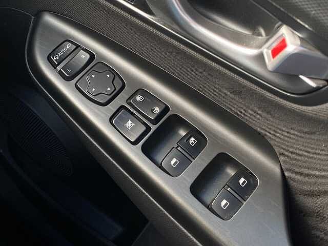 Hyundai KONA HYBRID 1.6 h-GDi Premium SUV 5dr Petrol Hybrid DCT Euro 6 (s/s) (141 ps) Red