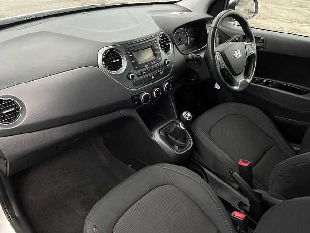 Hyundai i10 1.2 SE 5dr