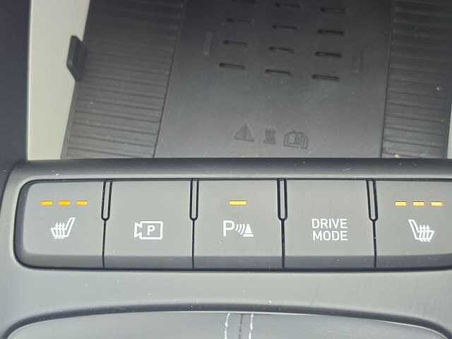 Hyundai BAYON 1.0 TGDi Ultimate 5dr Green