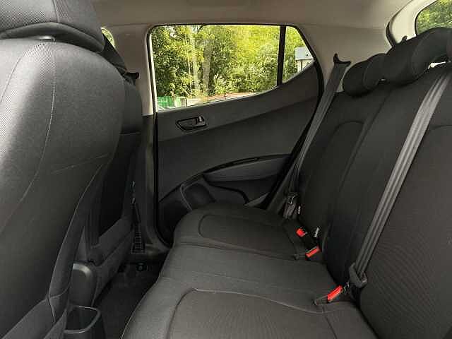 Hyundai i10 1.0 Play 5dr