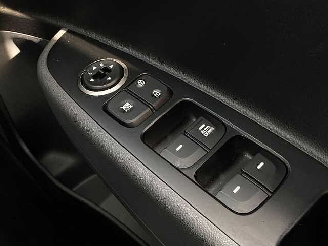 Hyundai i10 1.0 Play 5dr