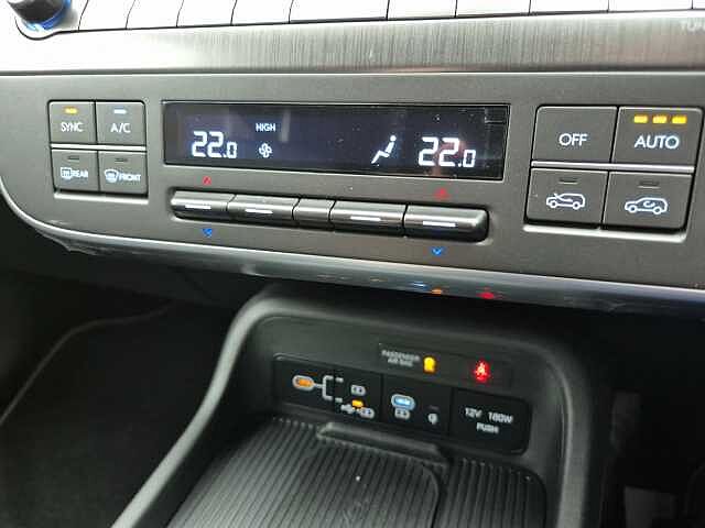 Hyundai KONA 1.0T 100 Ultimate 5dr Black