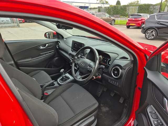 Hyundai KONA 1.0 TGDi 48V MHEV SE Connect 5dr Red