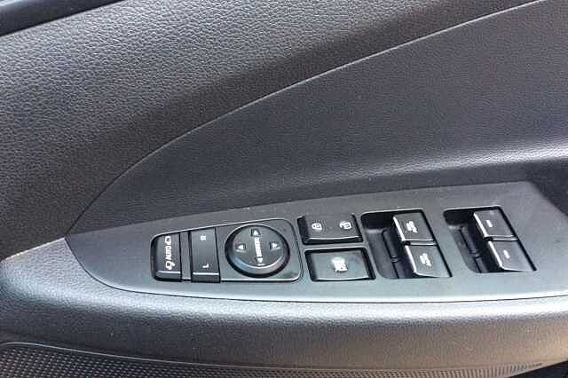 Hyundai TUCSON 1.6 GDi SE Nav 5dr 2WD