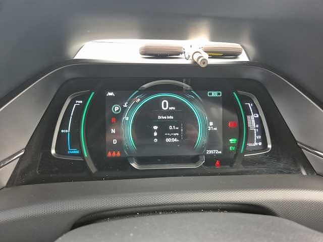 Hyundai IONIQ 1.6 GDi Hybrid Premium 5dr DCT Red