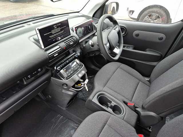 Hyundai INSTER 85kW 01 49kWh 5dr Auto Black