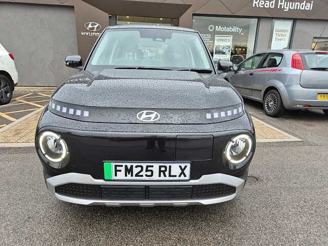 Hyundai INSTER 85kW 01 49kWh 5dr Auto Black