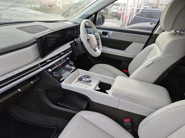 Hyundai SANTA FE 1.6 TGDi Hybrid Ultimate 5dr Auto Black