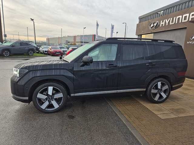 Hyundai SANTA FE 1.6 TGDi Hybrid Ultimate 5dr Auto Black