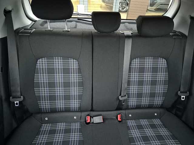 Hyundai I10 1.2 [79] Premium 5dr Auto [Nav] White