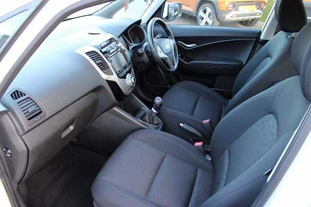 Hyundai ix20 1.6 SE Nav Euro 6 5dr