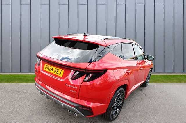 Hyundai TUCSON 1.6 T-GDi 13.8kWh N Line Auto 4WD Euro 6 (s/s) 5dr Red