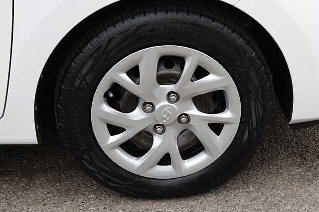 Hyundai I10 1.2 SE Auto Euro 6 5dr White