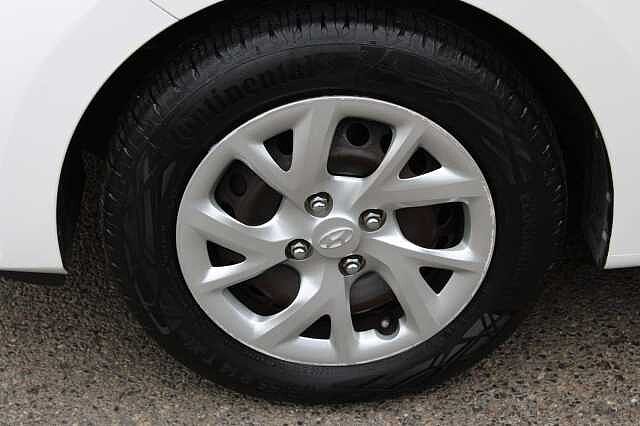 Hyundai I10 1.2 SE Auto Euro 6 5dr White
