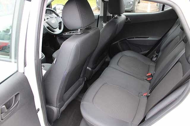 Hyundai I10 1.2 SE Auto Euro 6 5dr White