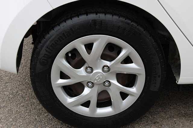 Hyundai I10 1.2 SE Auto Euro 6 5dr White