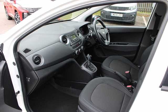 Hyundai I10 1.2 SE Auto Euro 6 5dr White