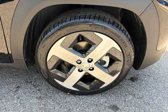 Hyundai INSTER Long Range 49kWh 02 Auto 5dr Black