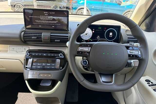 Hyundai INSTER Long Range 49kWh 02 Auto 5dr Black