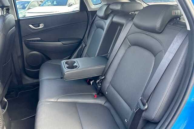 Hyundai KONA 1.6 GDi Hybrid Ultimate 5dr DCT Surfy Blue