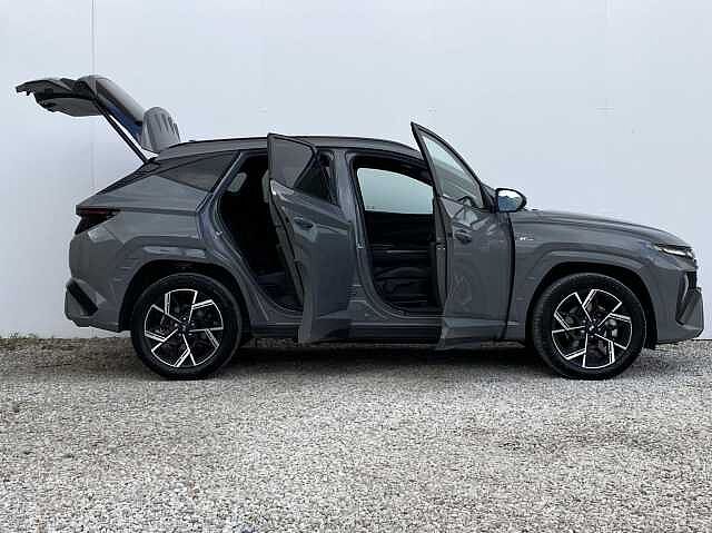 Hyundai TUCSON 1.6T Hybrid N Line 5dr Auto Grey