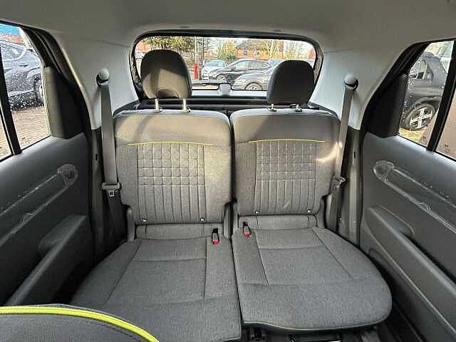 Hyundai INSTER Long Range 49kWh Cross Auto 5dr Abyss Black