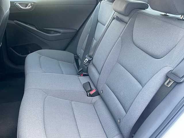 Hyundai IONIQ 38.3kWh Premium Auto 5dr