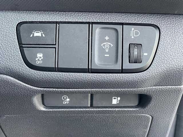 Hyundai IONIQ 38.3kWh Premium Auto 5dr
