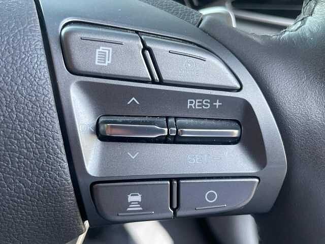 Hyundai IONIQ 38.3kWh Premium Auto 5dr