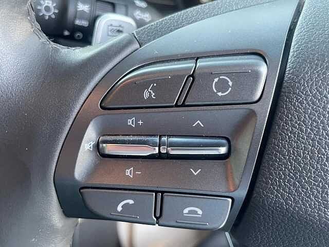Hyundai IONIQ 38.3kWh Premium Auto 5dr