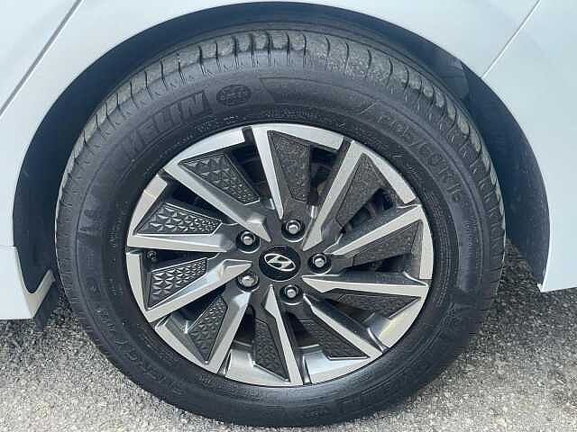 Hyundai IONIQ 38.3kWh Premium Auto 5dr