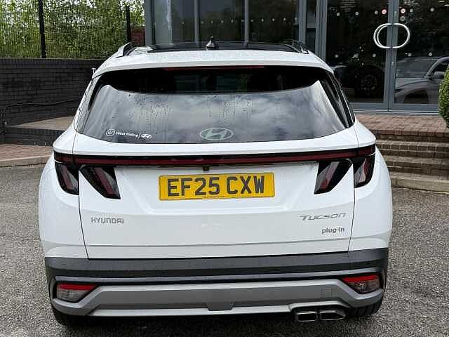 Hyundai TUCSON 1.6 T-GDi 13.8kWh Ultimate Auto Euro 6 (s/s) 5dr White