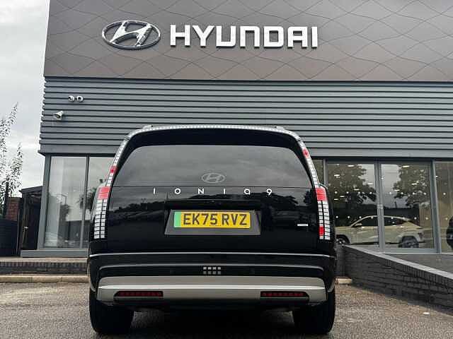 Hyundai IONIQ 9 110kWh Ultimate SUV 5dr Electric Auto AWD (19in Alloys) (307 ps)