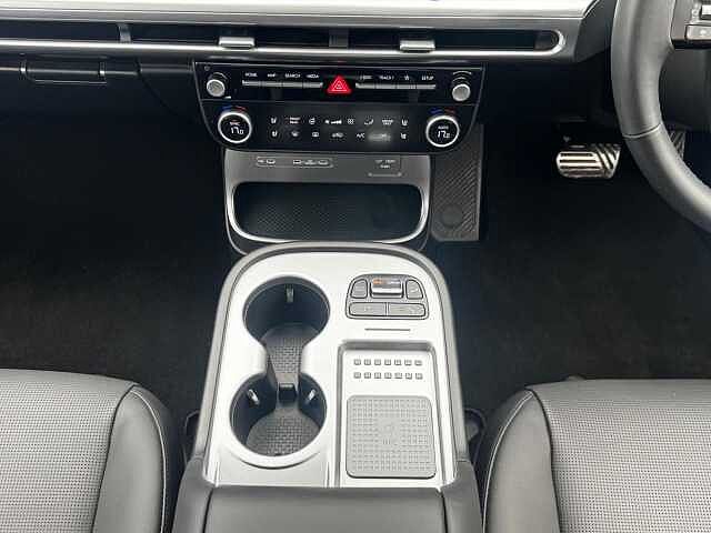 Hyundai IONIQ 9 110kWh Ultimate SUV 5dr Electric Auto AWD (19in Alloys) (307 ps)