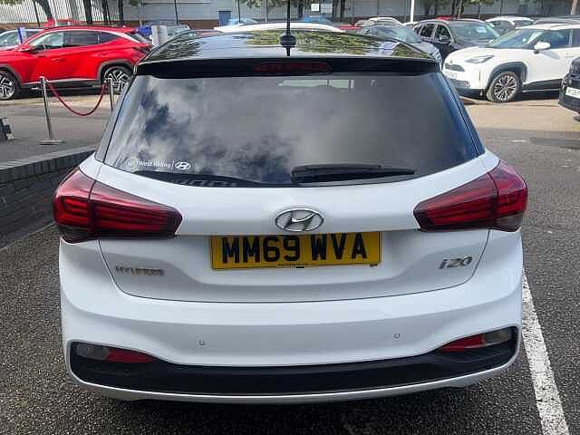 Hyundai i20 1.2 Play Euro 6 (s/s) 5dr